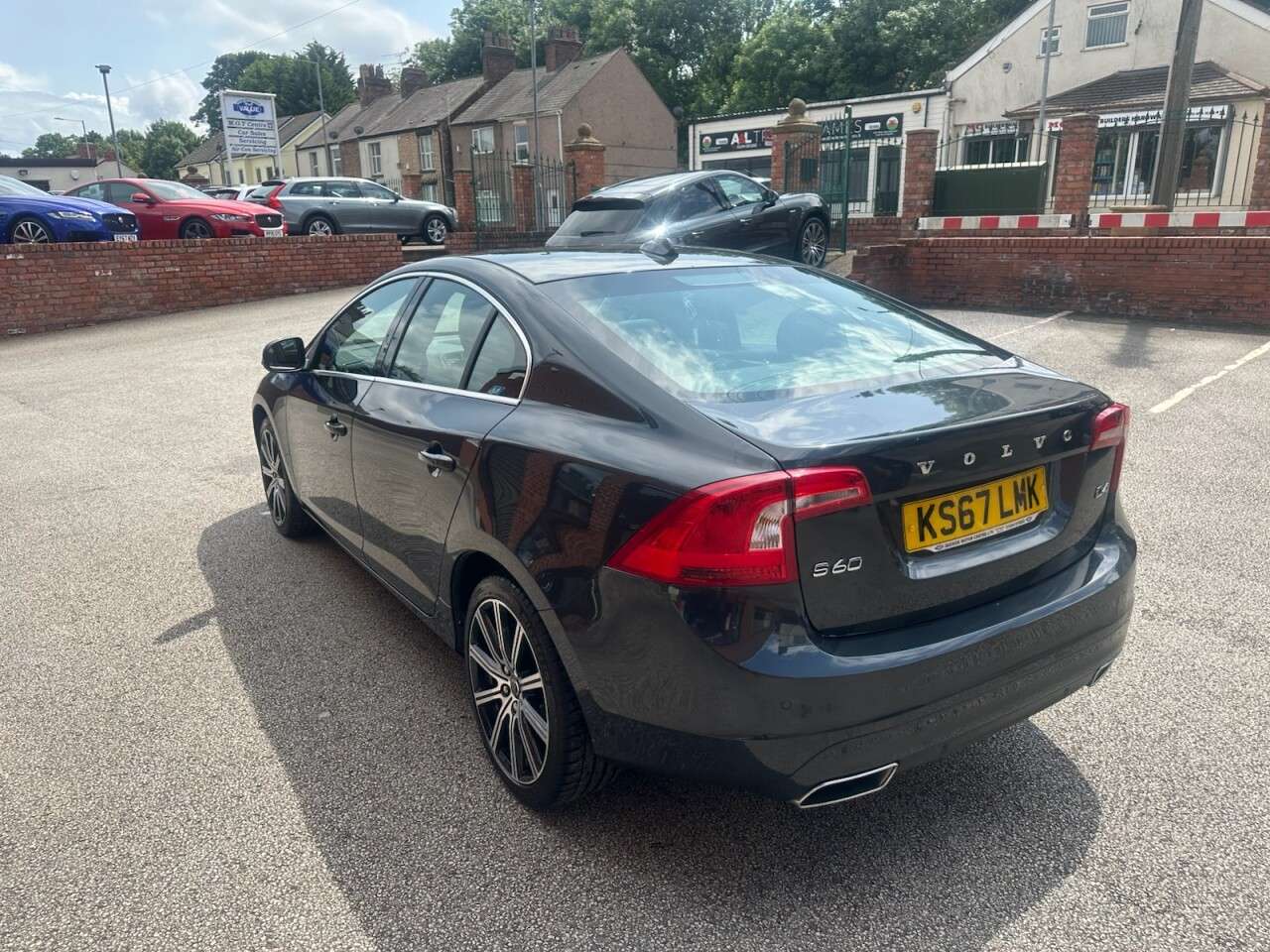 2017 VOLVO S60 2017 VOLVO S60