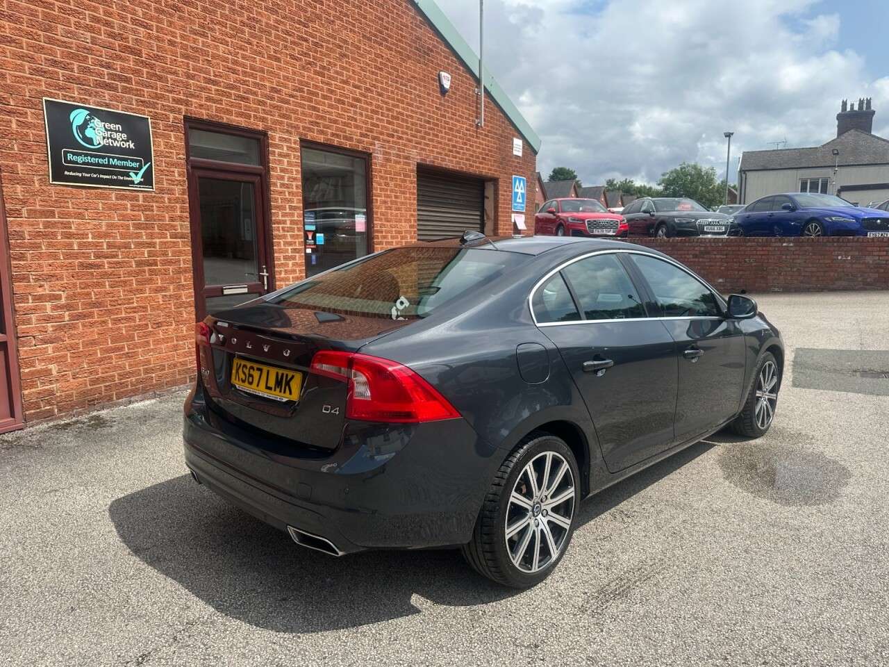 2017 VOLVO S60 2017 VOLVO S60