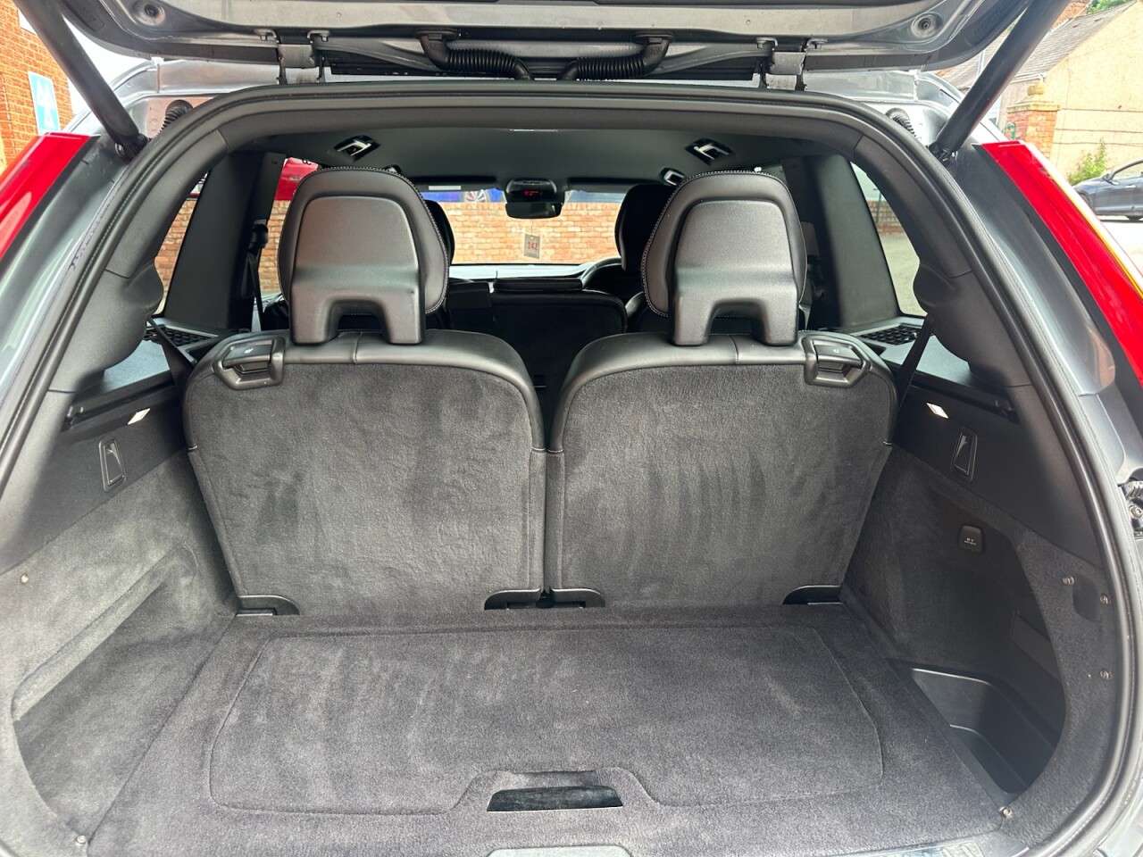 2019 VOLVO XC90 2019 VOLVO XC90