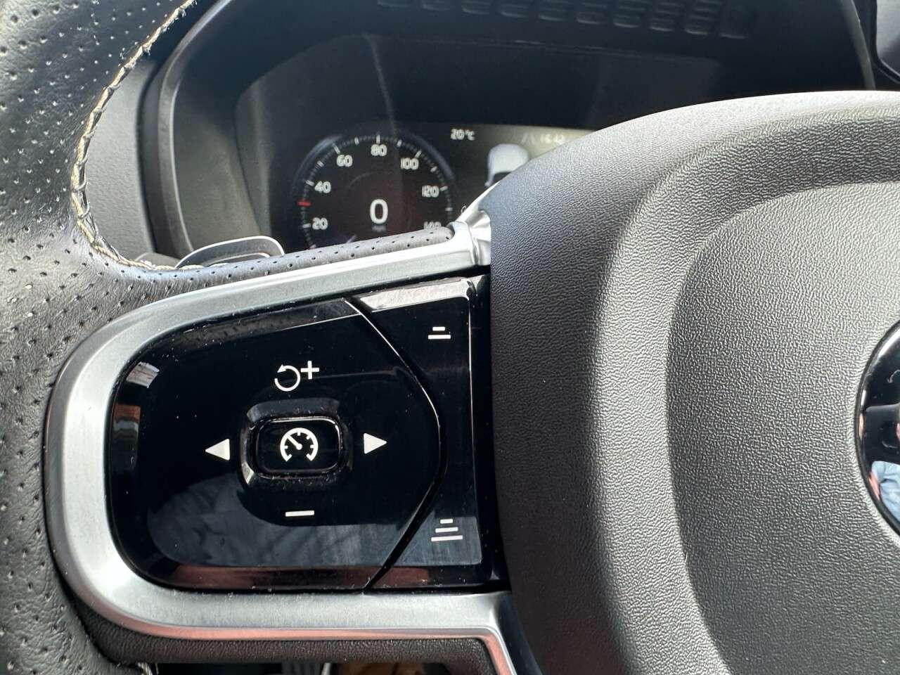 2019 VOLVO XC90 2019 VOLVO XC90