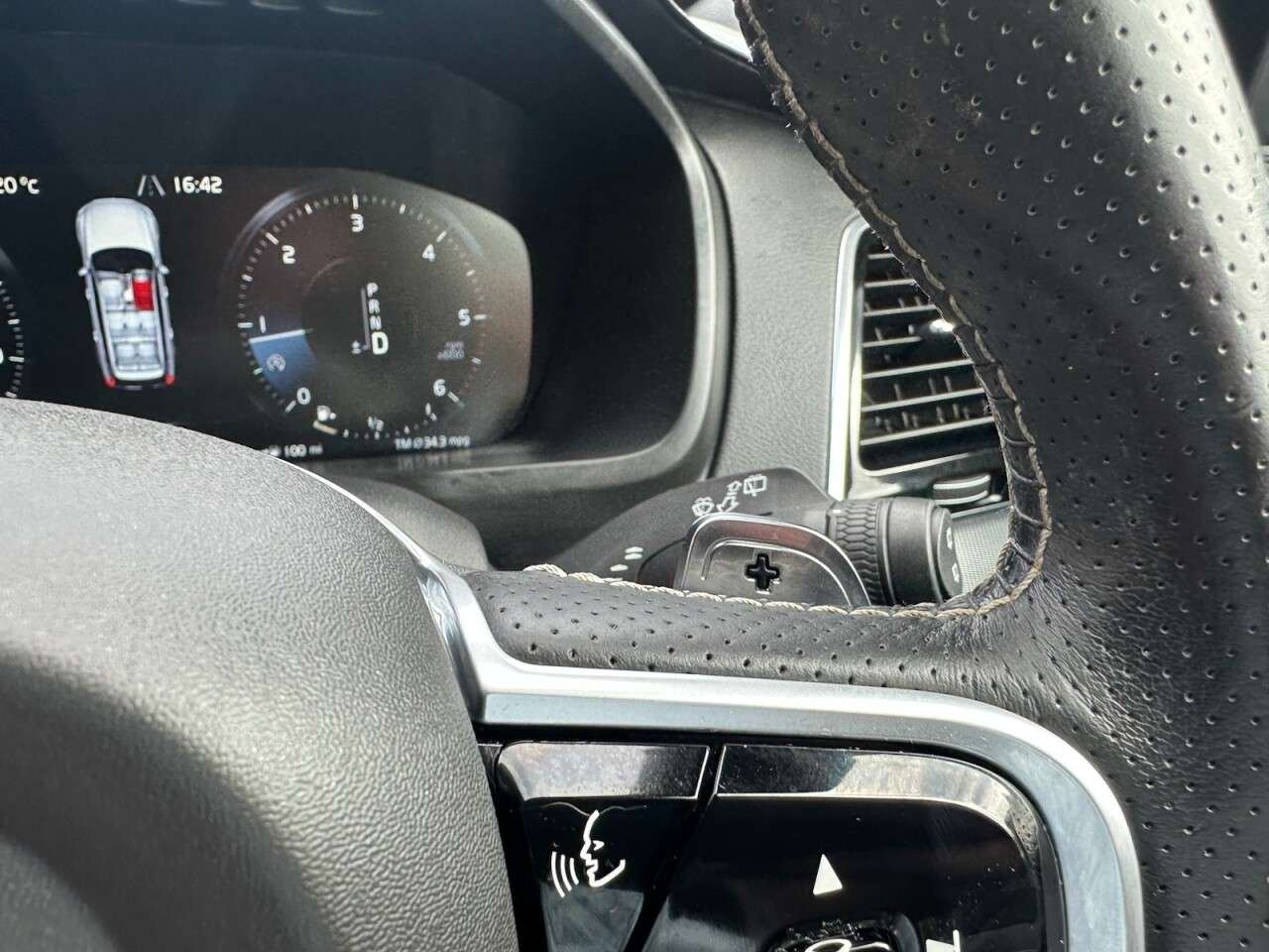 2019 VOLVO XC90 2019 VOLVO XC90