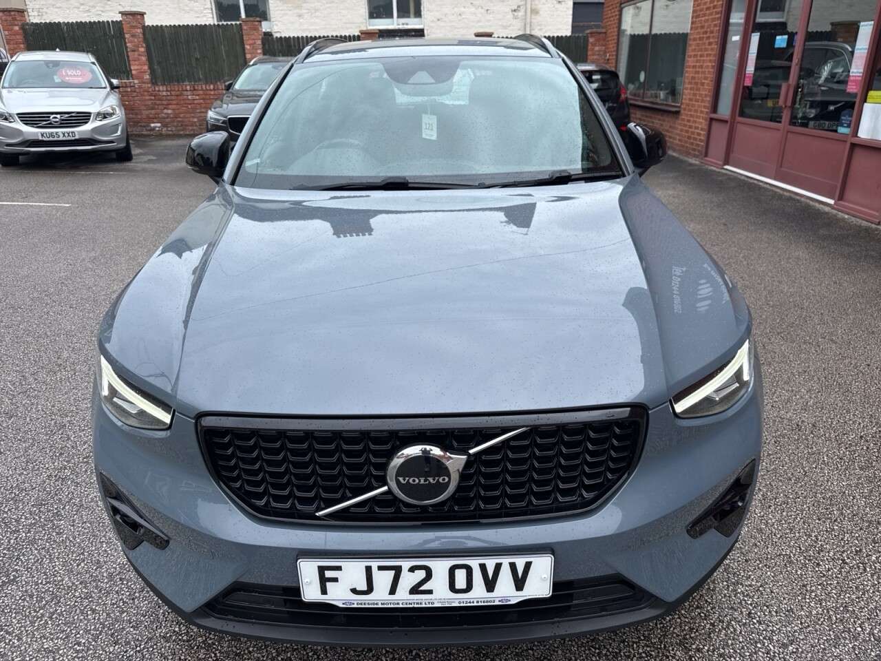 2022 VOLVO XC40 2022 VOLVO XC40