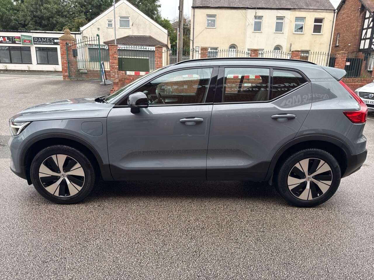2022 VOLVO XC40 2022 VOLVO XC40