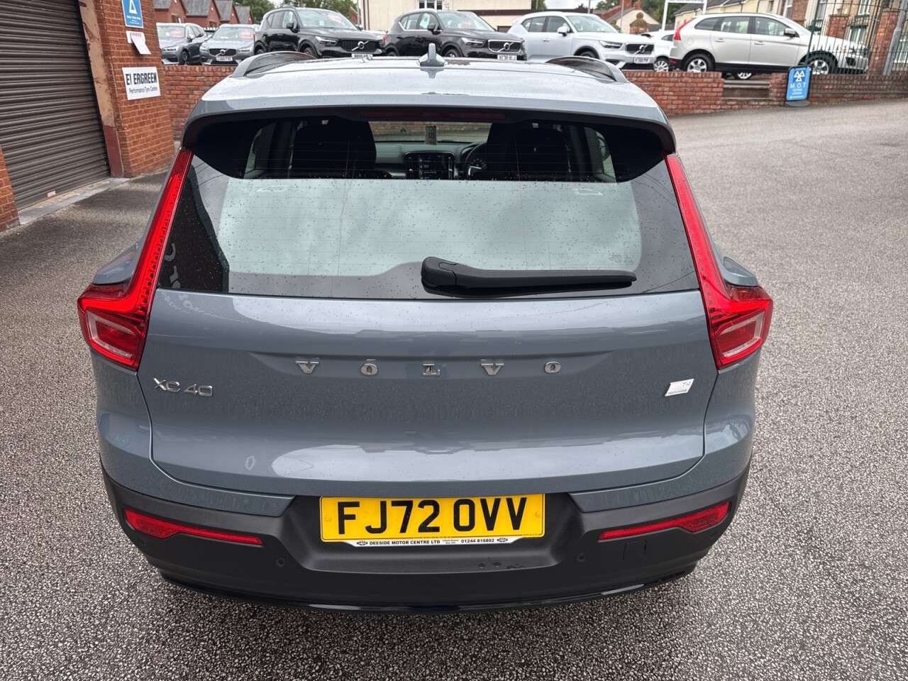 2022 VOLVO XC40 2022 VOLVO XC40