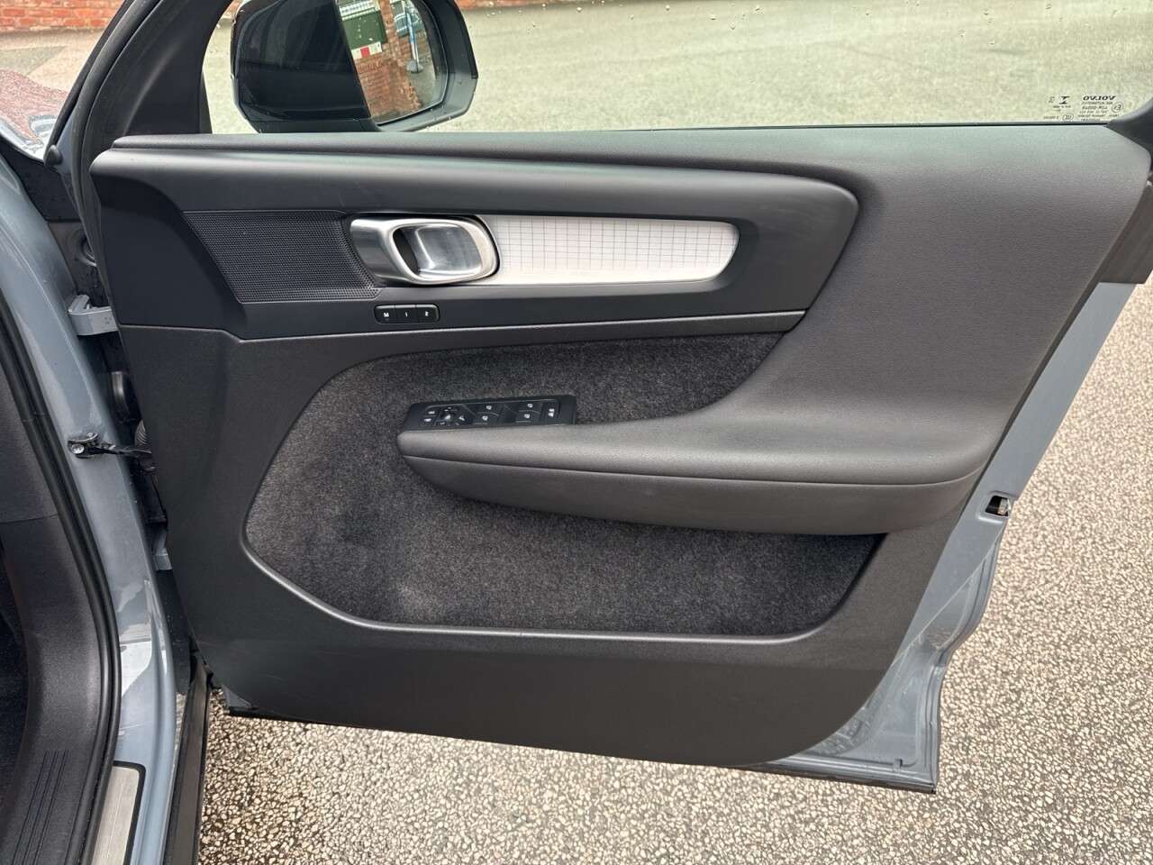 2022 VOLVO XC40 2022 VOLVO XC40