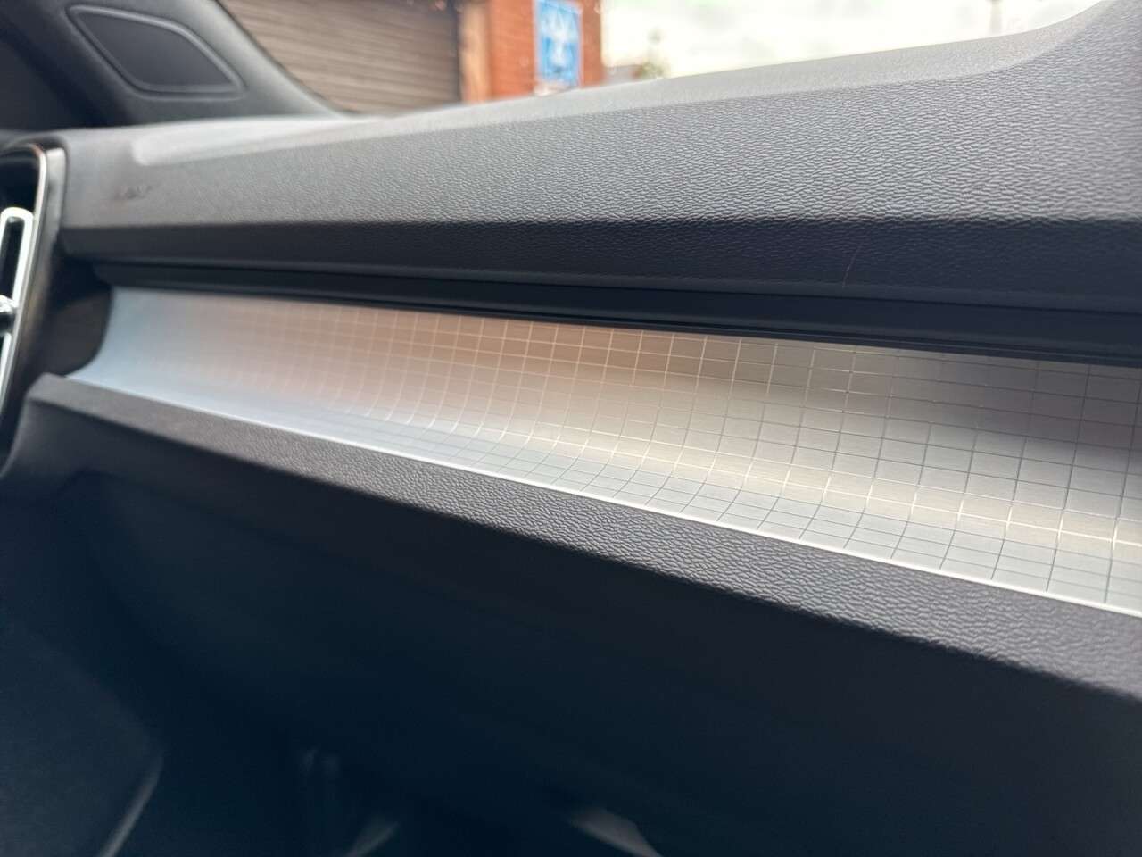 2022 VOLVO XC40 2022 VOLVO XC40