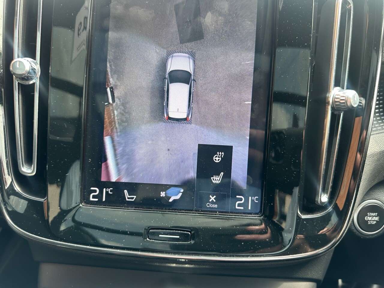 2017 VOLVO XC40 2017 VOLVO XC40