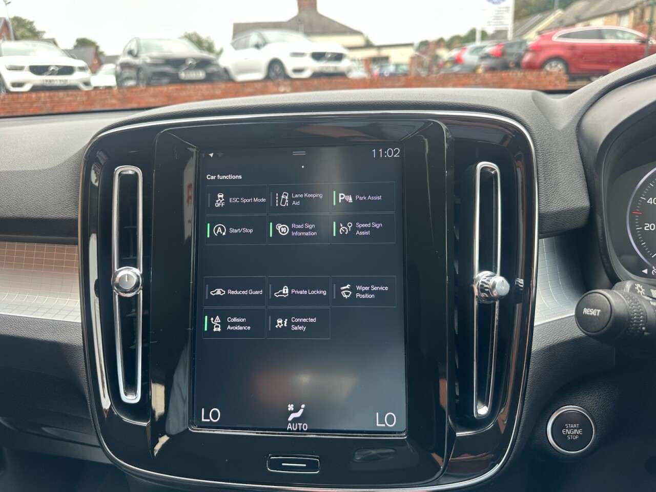 2019 VOLVO XC40 2019 VOLVO XC40