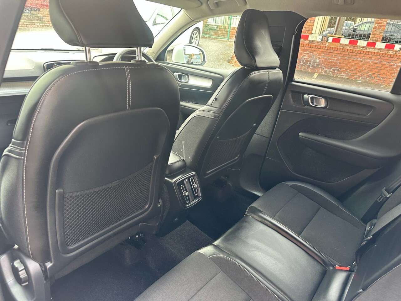 2018 VOLVO XC40 2018 VOLVO XC40