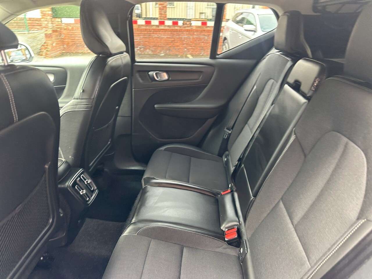 2018 VOLVO XC40 2018 VOLVO XC40