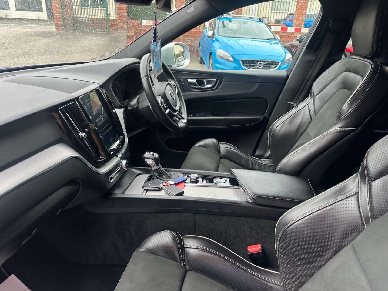 2019 VOLVO XC60 2019 VOLVO XC60