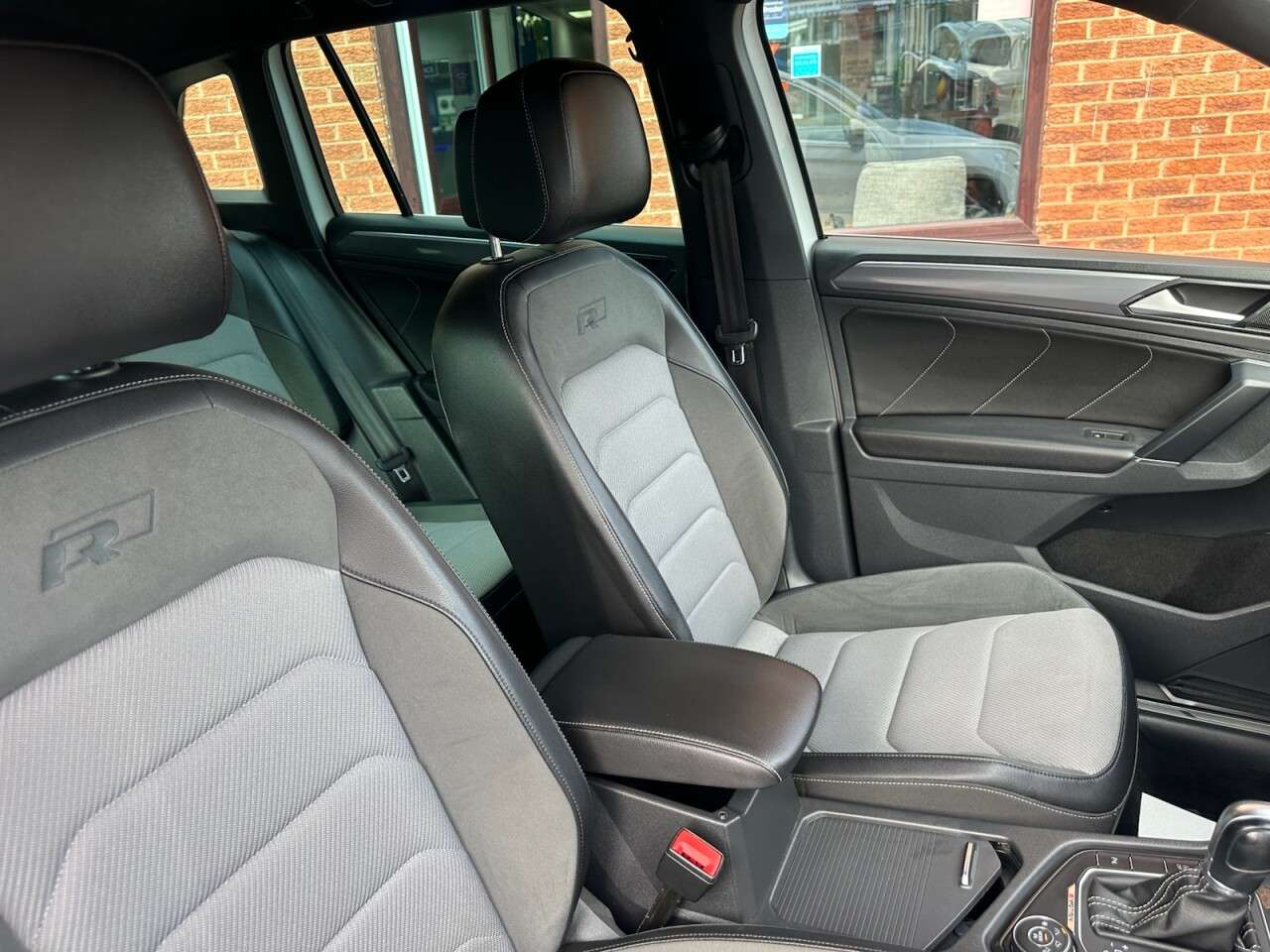 2018 VOLKSWAGEN TIGUAN 2018 VOLKSWAGEN TIGUAN