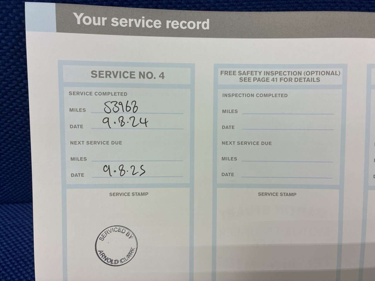 2019 VOLVO V40 2019 VOLVO V40