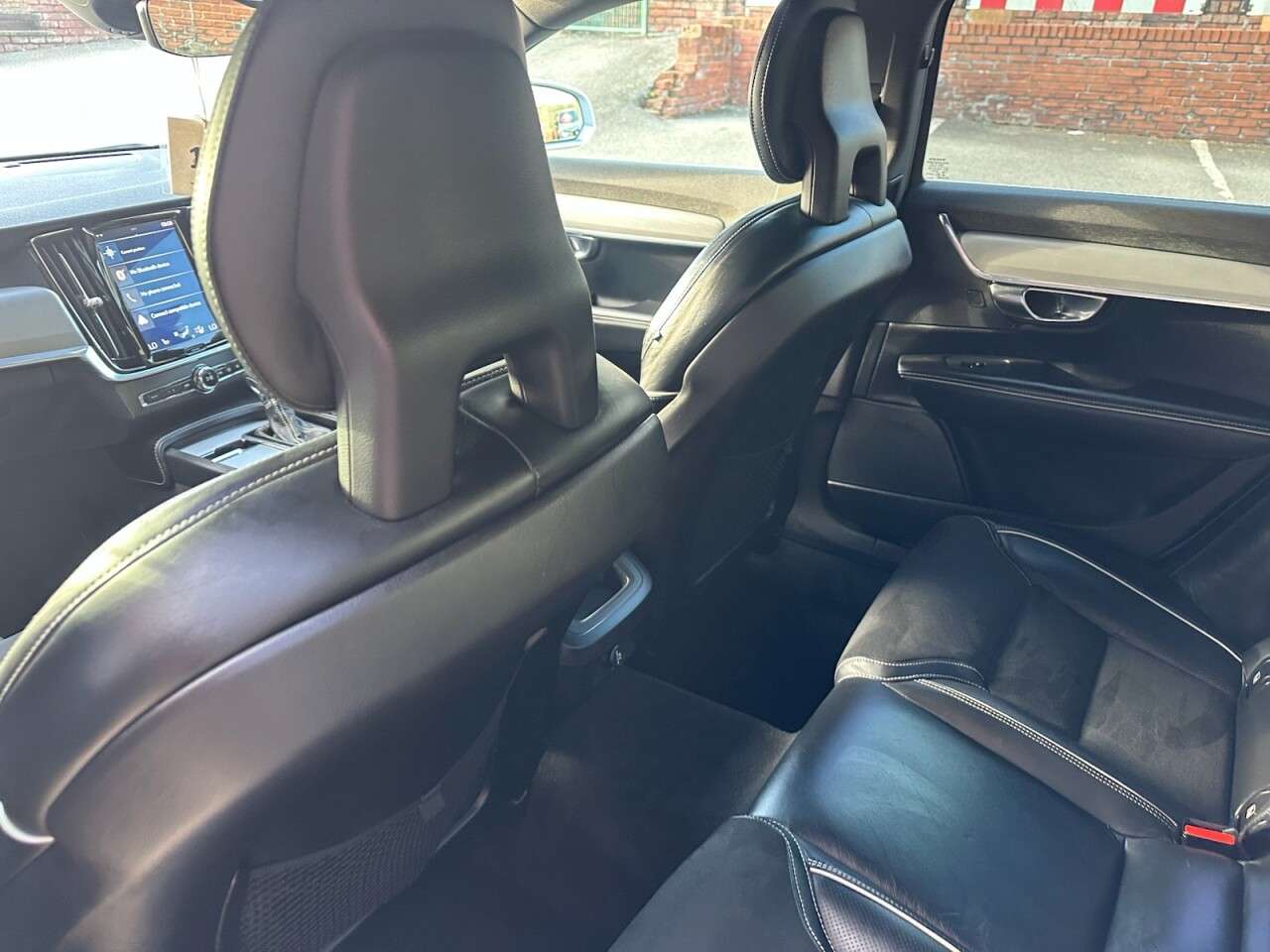 2018 VOLVO S90 2018 VOLVO S90