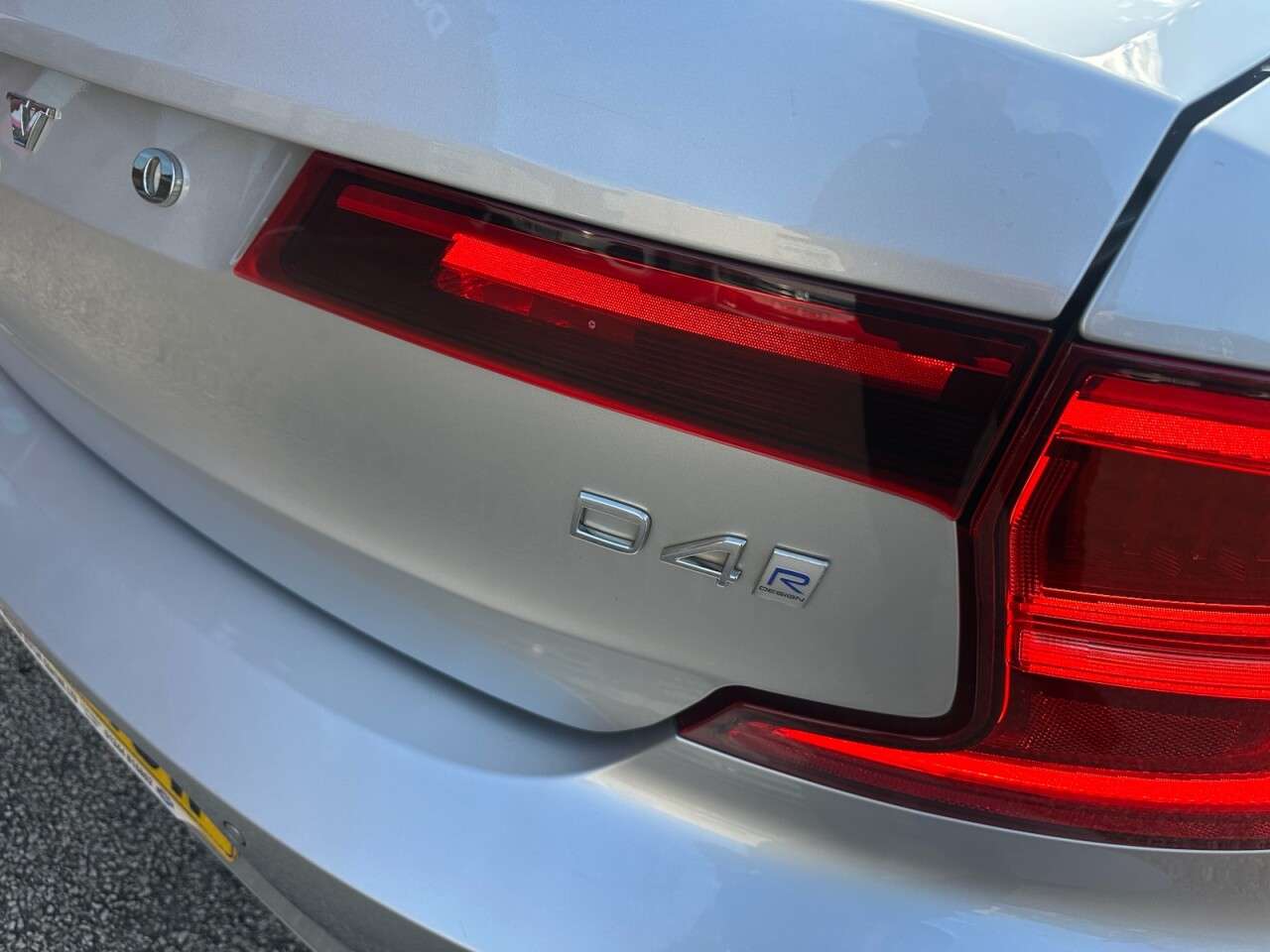 2018 VOLVO S90 2018 VOLVO S90