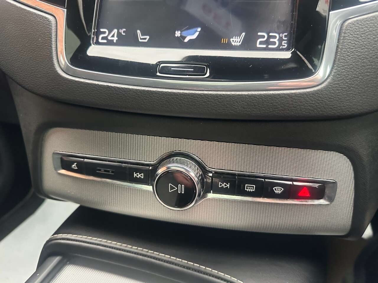 2018 VOLVO XC90 2018 VOLVO XC90