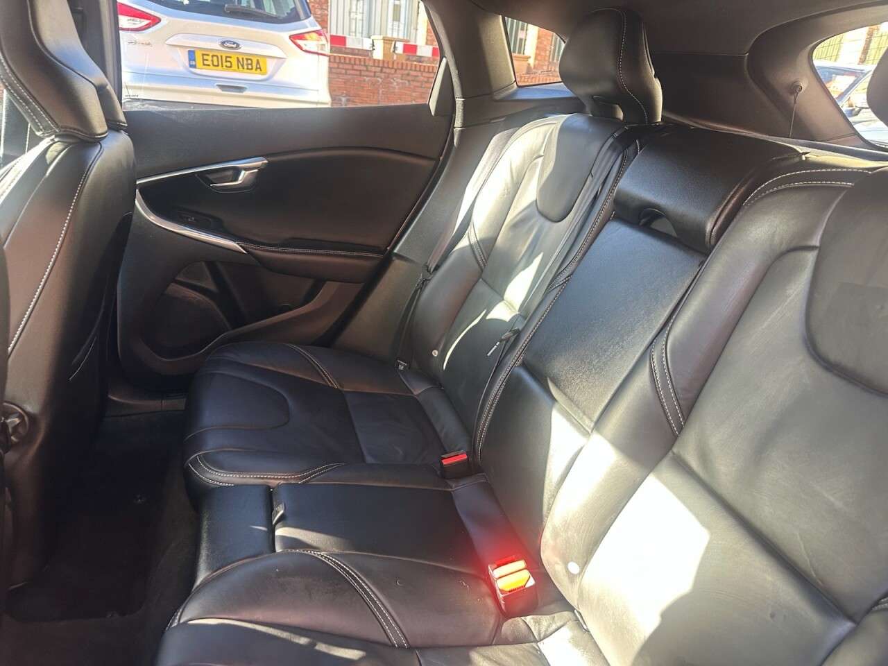 2018 VOLVO V40 2018 VOLVO V40