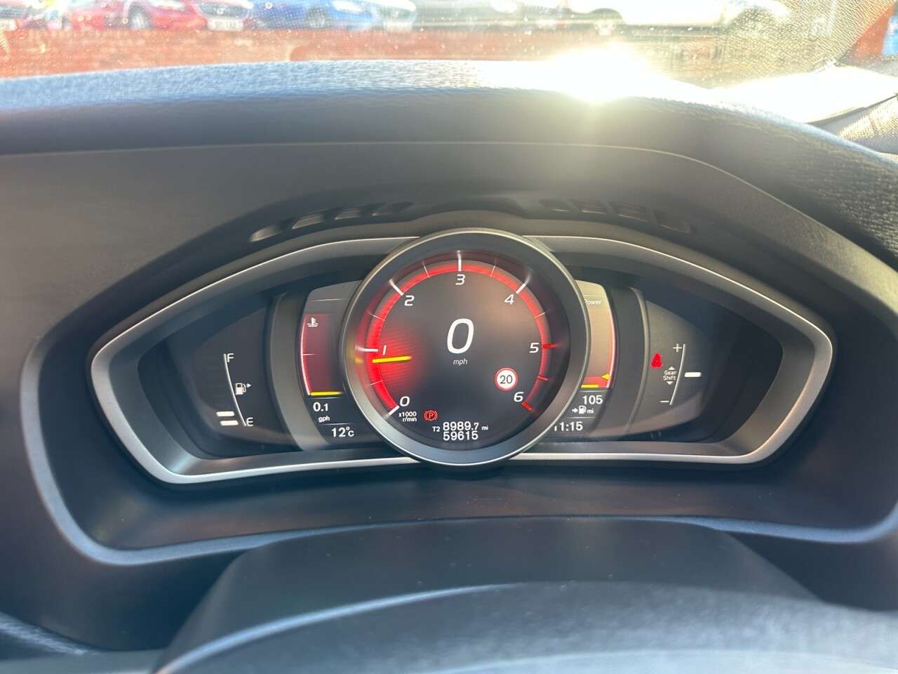 2018 VOLVO V40 2018 VOLVO V40