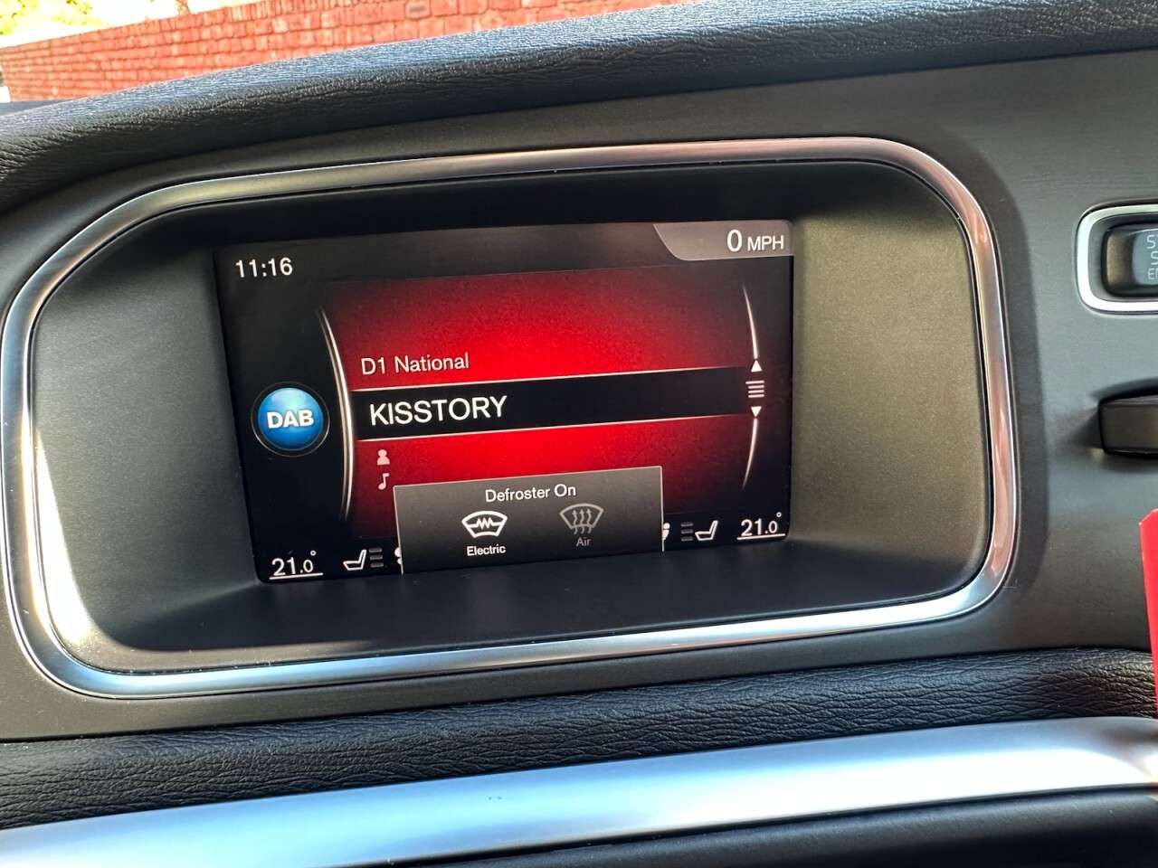 2018 VOLVO V40 2018 VOLVO V40