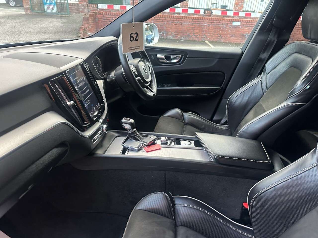 2018 VOLVO XC60 2018 VOLVO XC60