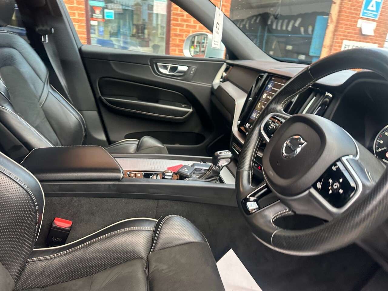 2018 VOLVO XC60 2018 VOLVO XC60