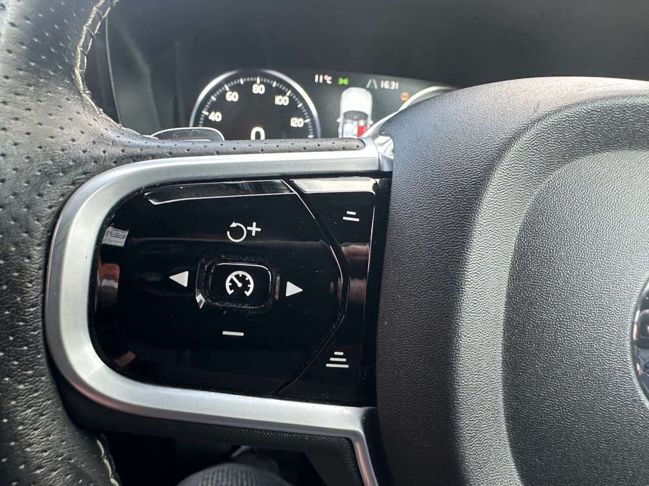 2018 VOLVO XC60 2018 VOLVO XC60