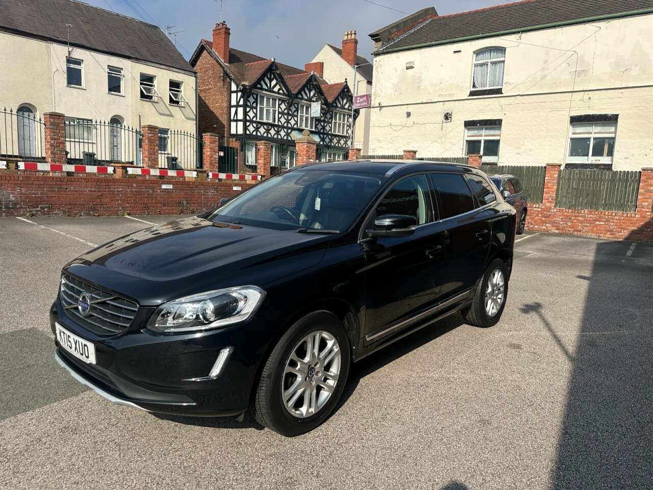 A 2015 VOLVO XC60 2.0 D4 SE Lux Nav SUV 5dr Diesel Auto Euro 6 (s/s) (190 ps) New timing belt A 2015 VOLVO XC60 2.0 D4 SE Lux Nav SUV 5dr Diesel Auto Euro 6 (s/s) (190 ps) New timing belt