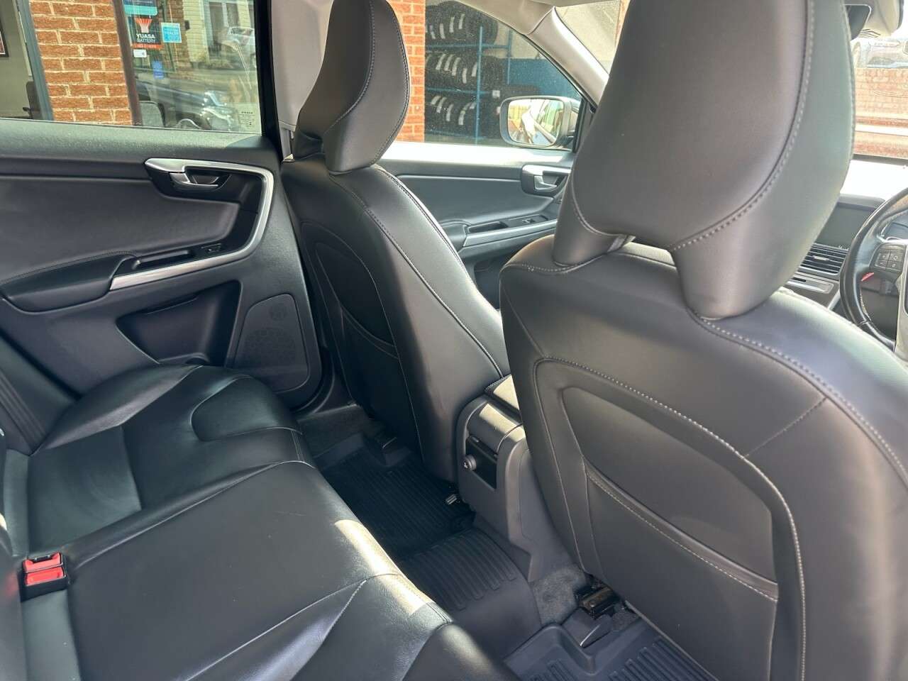 2015 VOLVO XC60 2015 VOLVO XC60