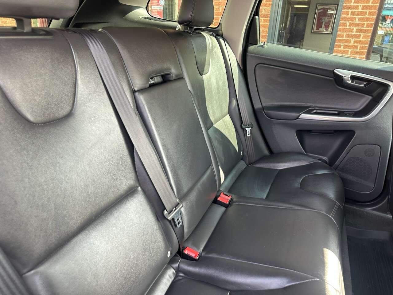 2015 VOLVO XC60 2015 VOLVO XC60