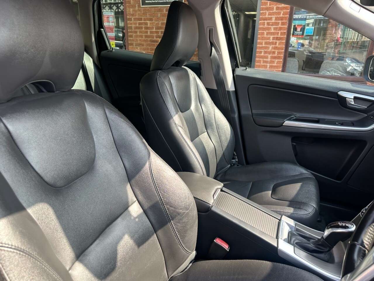 2015 VOLVO XC60 2015 VOLVO XC60