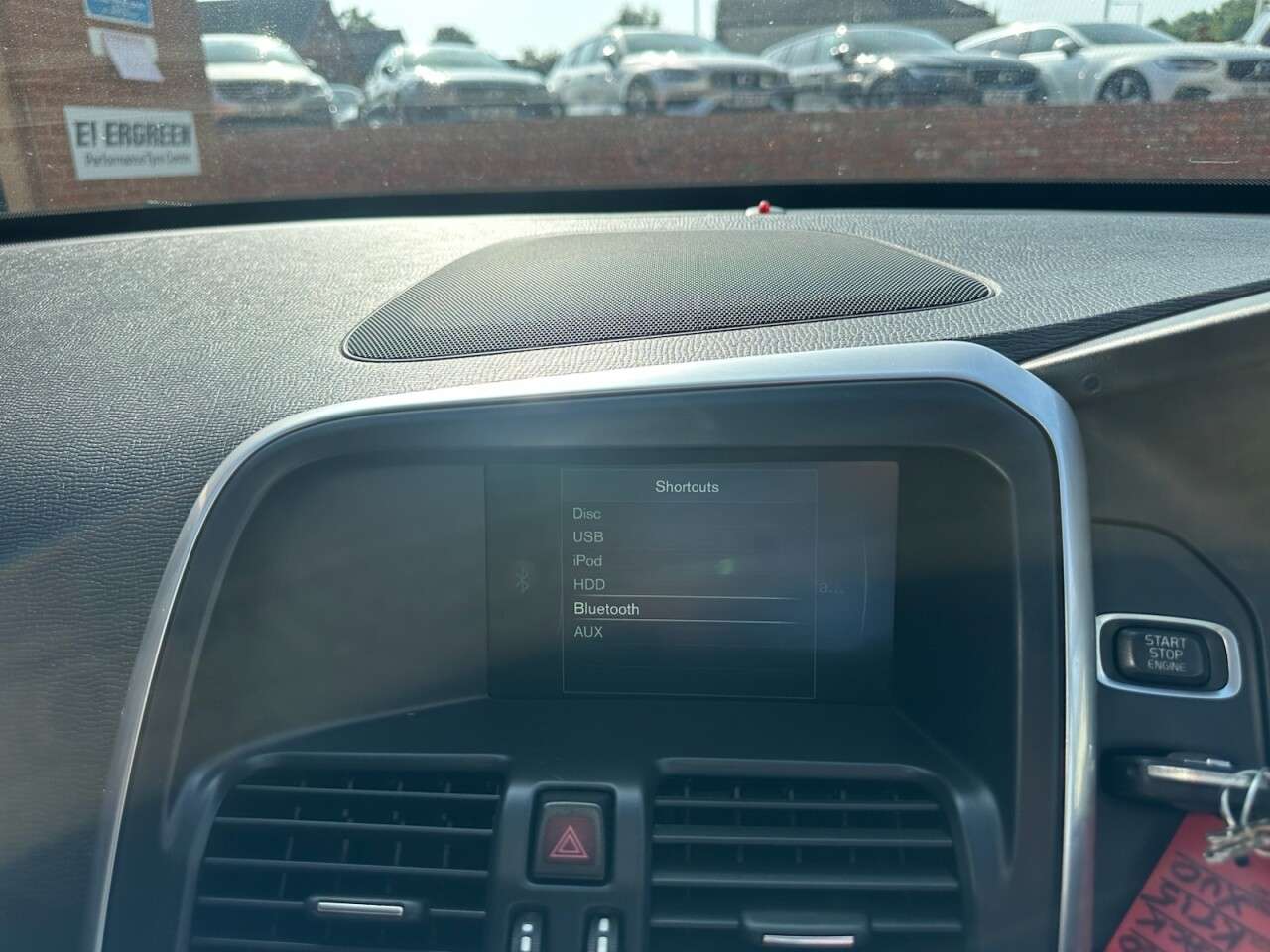 2015 VOLVO XC60 2015 VOLVO XC60
