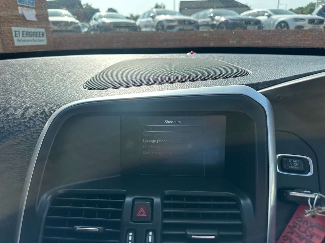 2015 VOLVO XC60 2015 VOLVO XC60