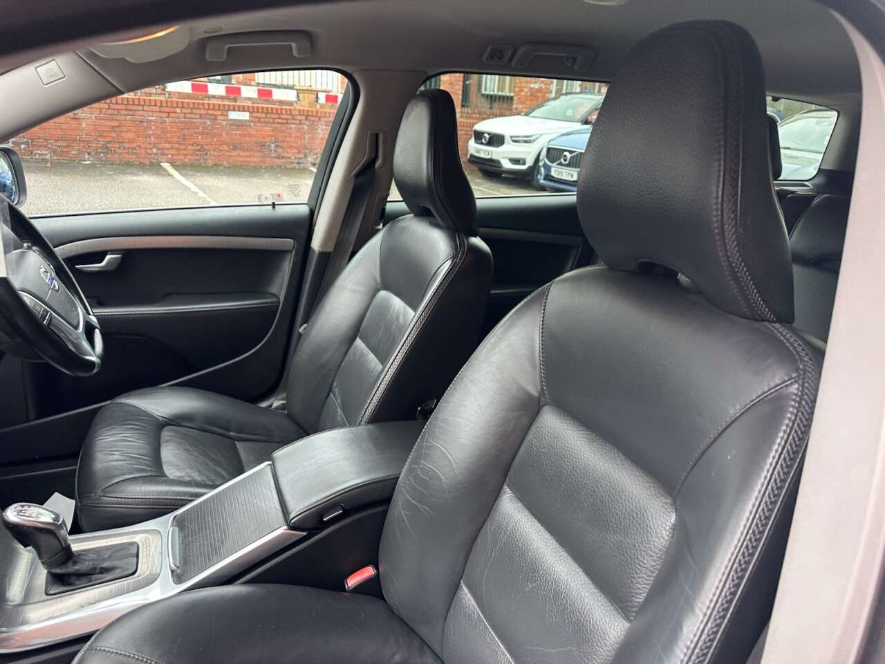 2012 VOLVO XC70 2012 VOLVO XC70