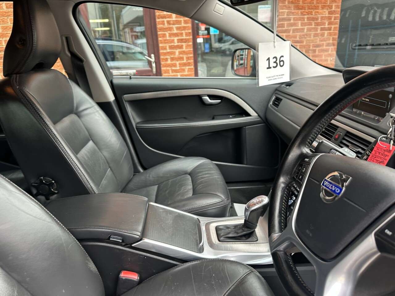 2012 VOLVO XC70 2012 VOLVO XC70