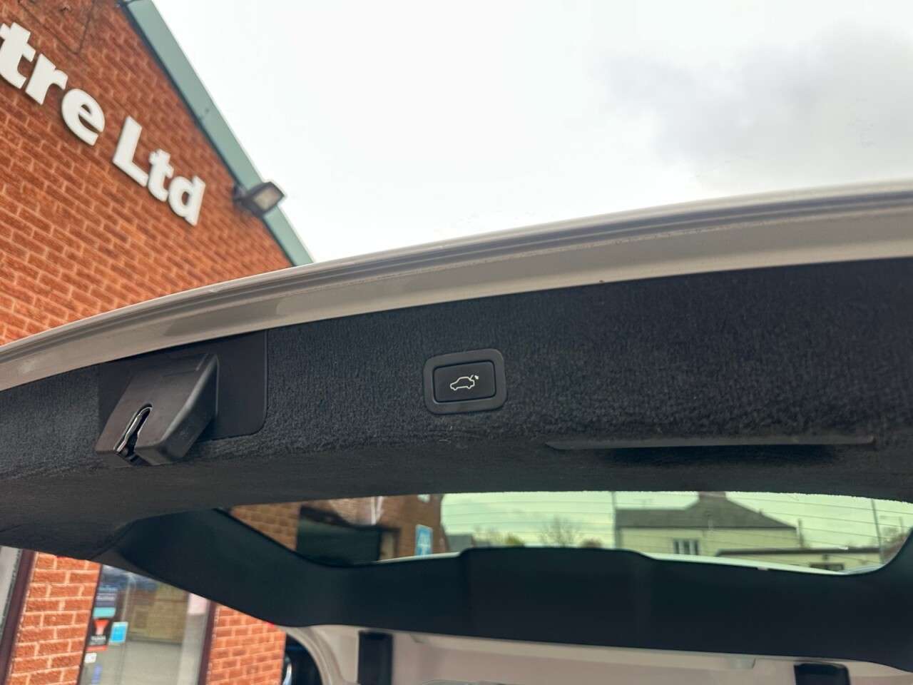 2013 VOLVO XC70 2013 VOLVO XC70