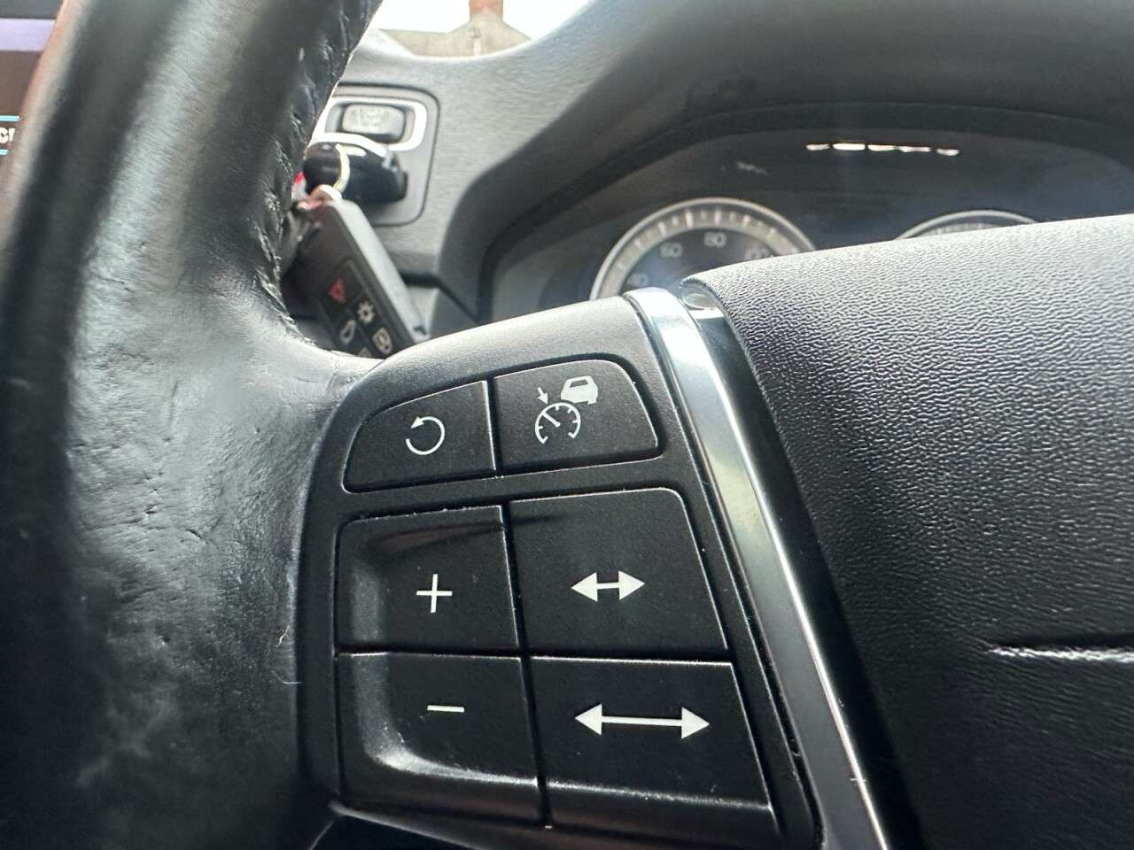 2013 VOLVO XC70 2013 VOLVO XC70