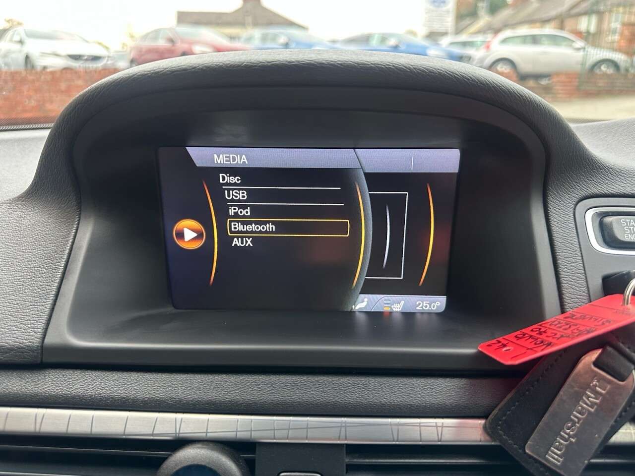 2013 VOLVO XC70 2013 VOLVO XC70