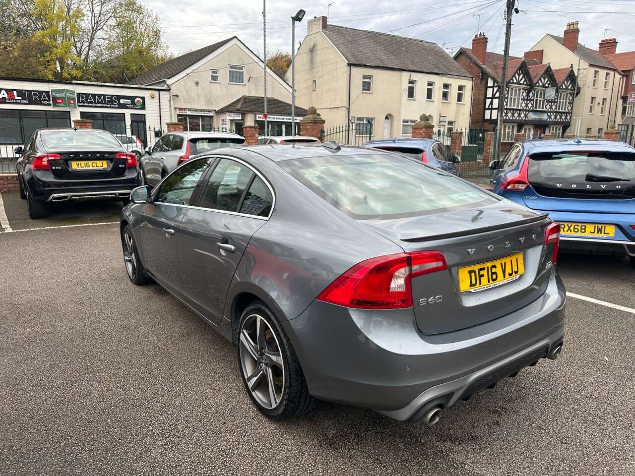 2016 VOLVO S60 2016 VOLVO S60