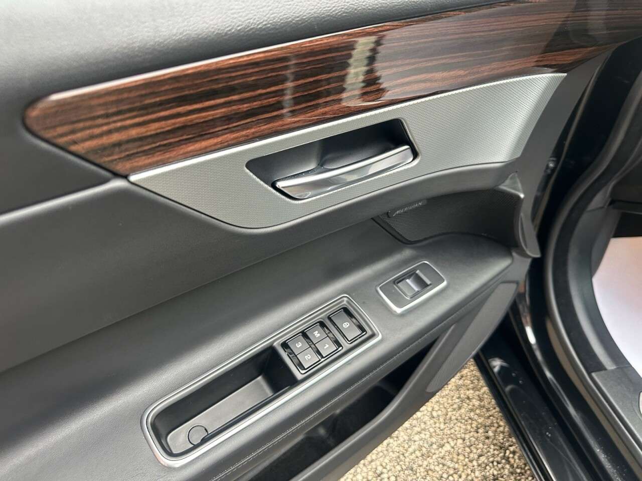 2017 JAGUAR XF 2017 JAGUAR XF