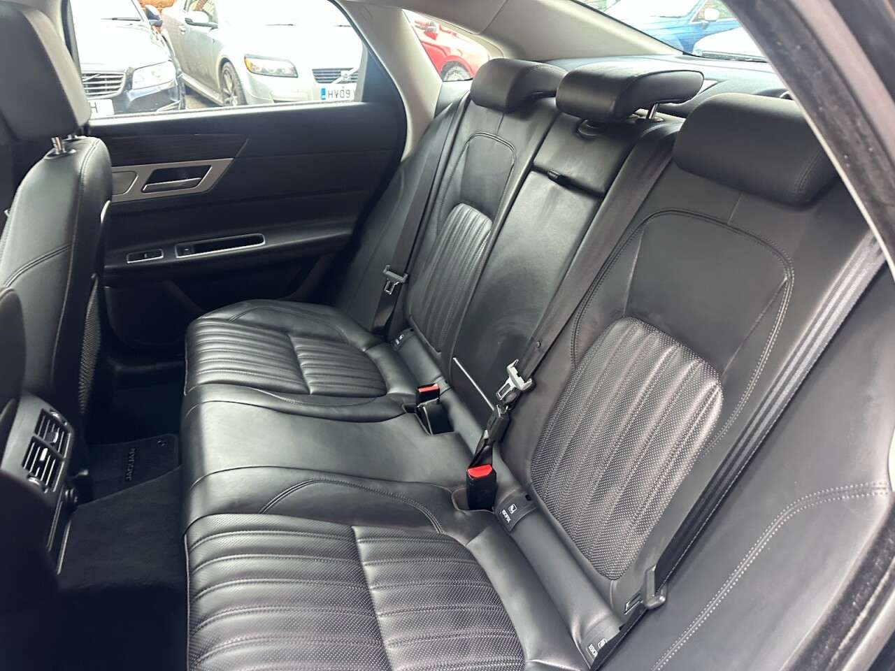 2017 JAGUAR XF 2017 JAGUAR XF