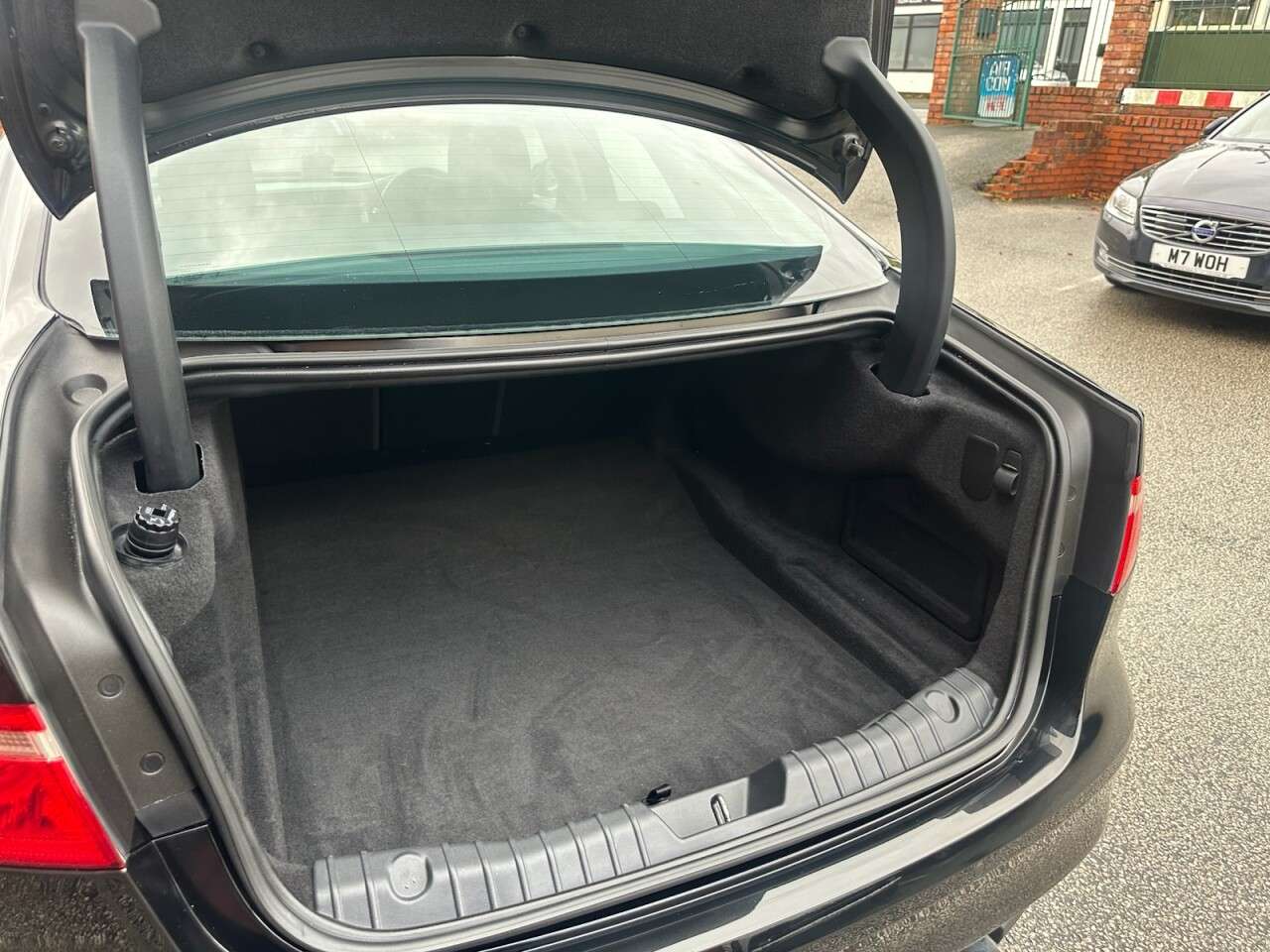 2017 JAGUAR XF 2017 JAGUAR XF