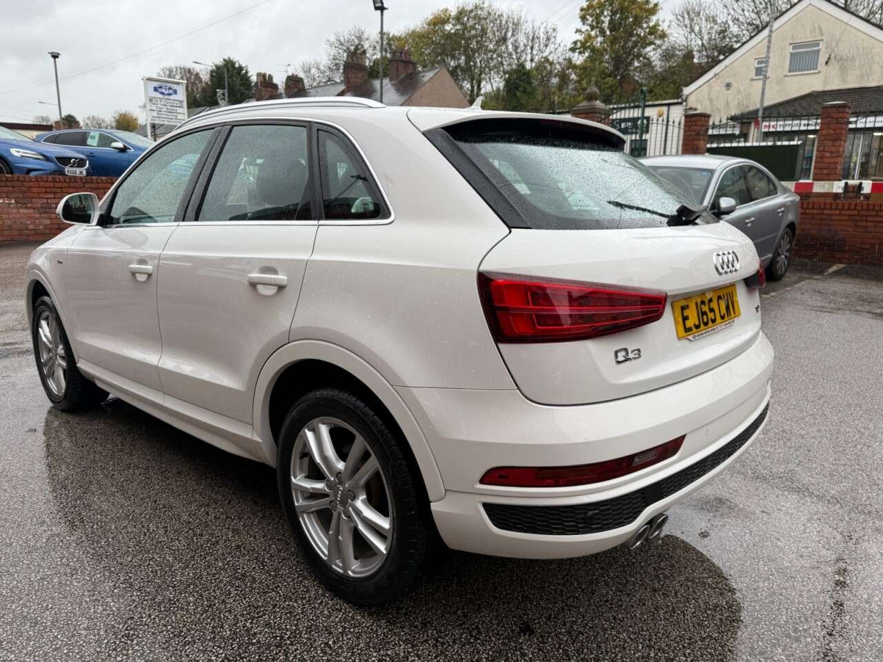 2015 AUDI Q3 2015 AUDI Q3