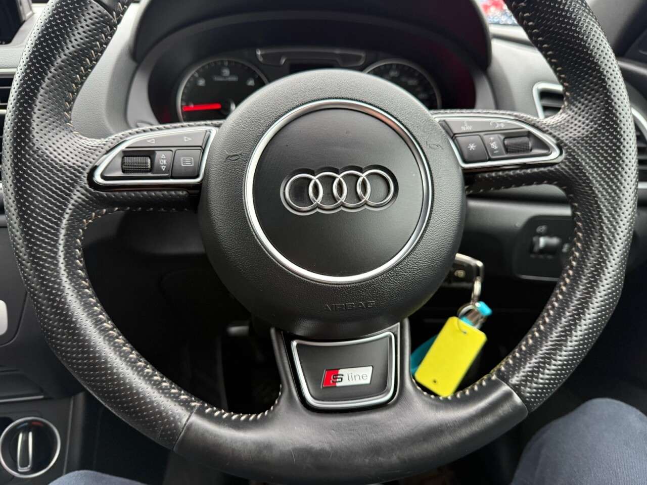 2015 AUDI Q3 2015 AUDI Q3