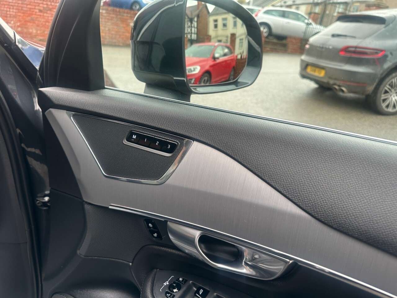 2020 VOLVO XC90 2020 VOLVO XC90