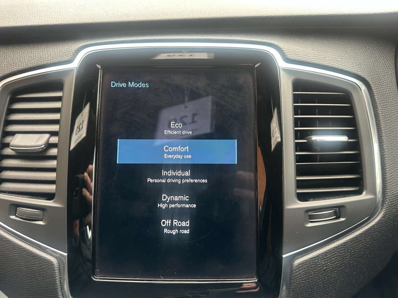 2020 VOLVO XC90 2020 VOLVO XC90