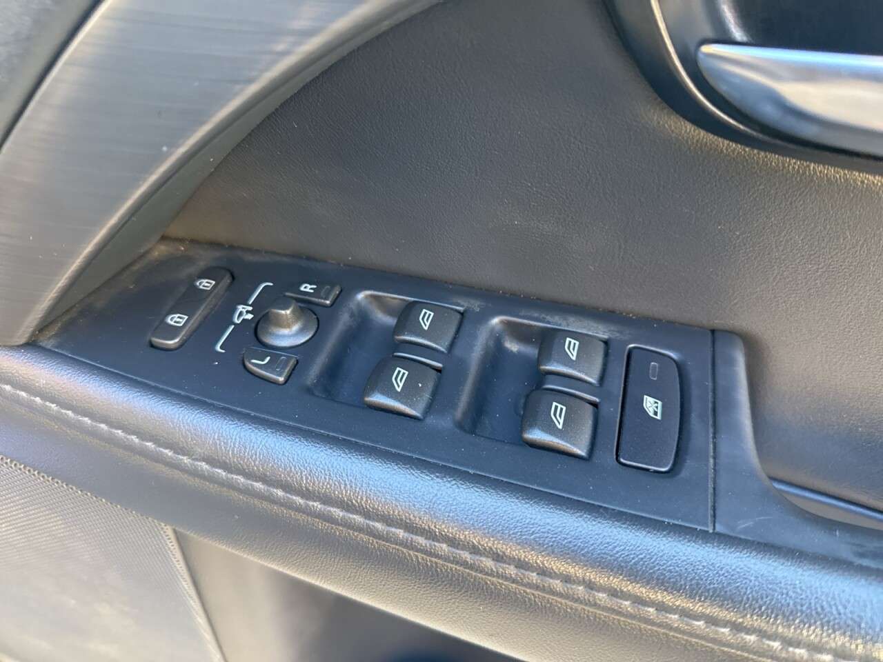 2016 VOLVO XC70 2016 VOLVO XC70