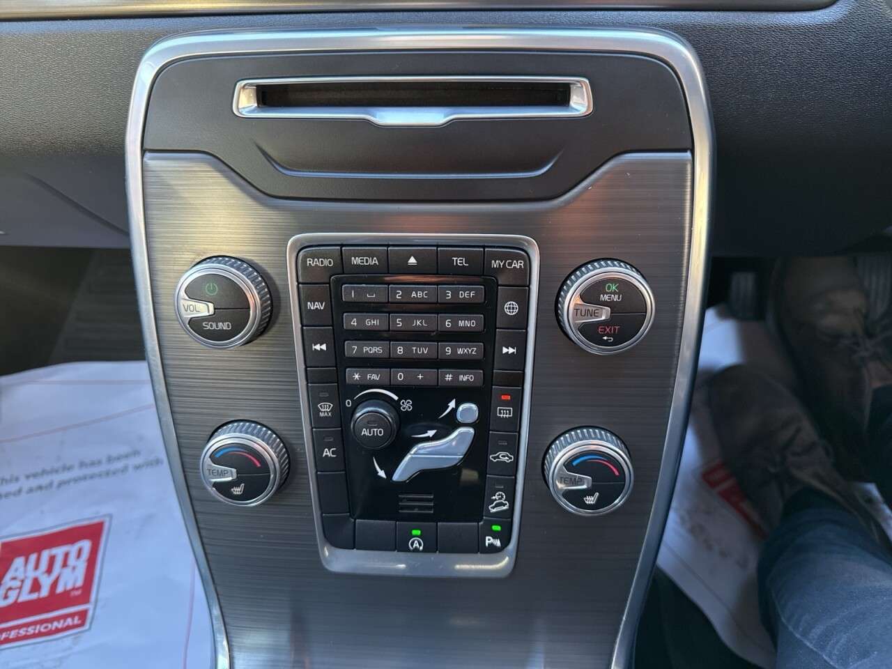 2016 VOLVO XC70 2016 VOLVO XC70