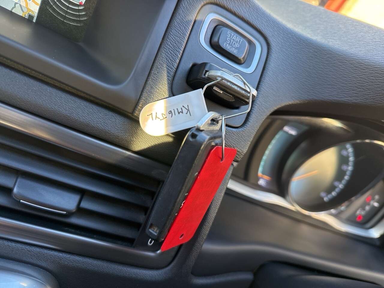 2016 VOLVO XC70 2016 VOLVO XC70