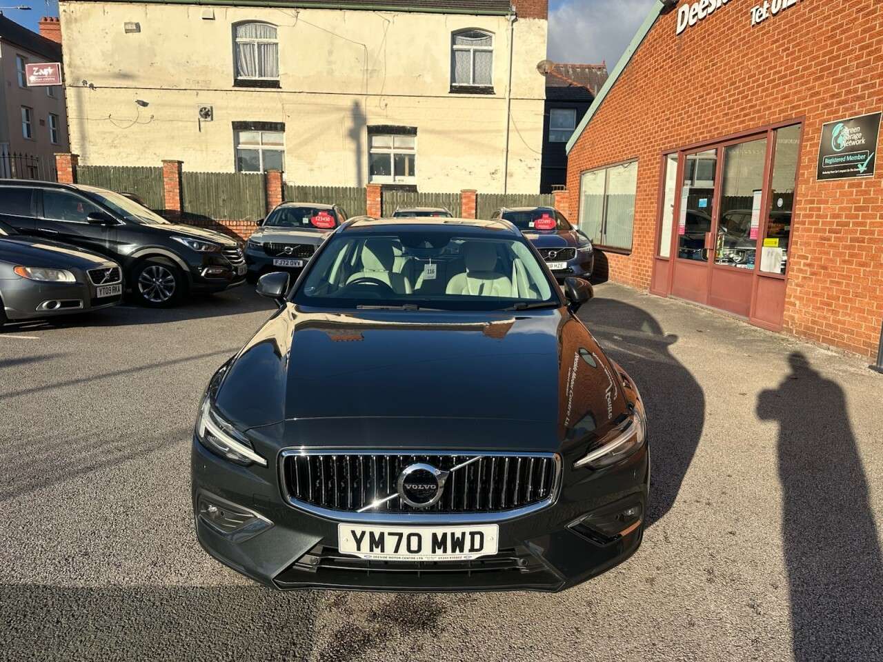 2020 VOLVO V60 2020 VOLVO V60