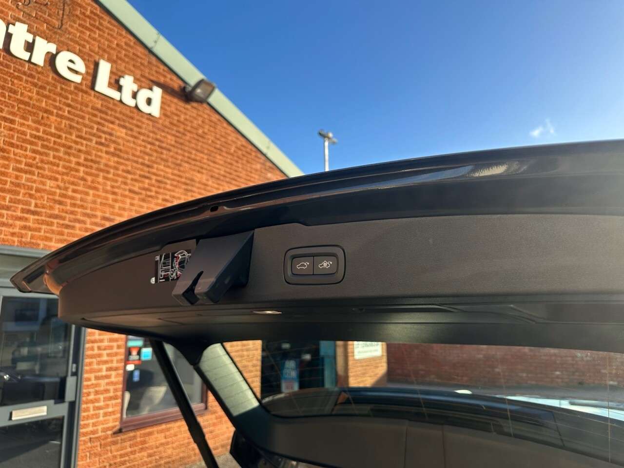 2020 VOLVO V60 2020 VOLVO V60